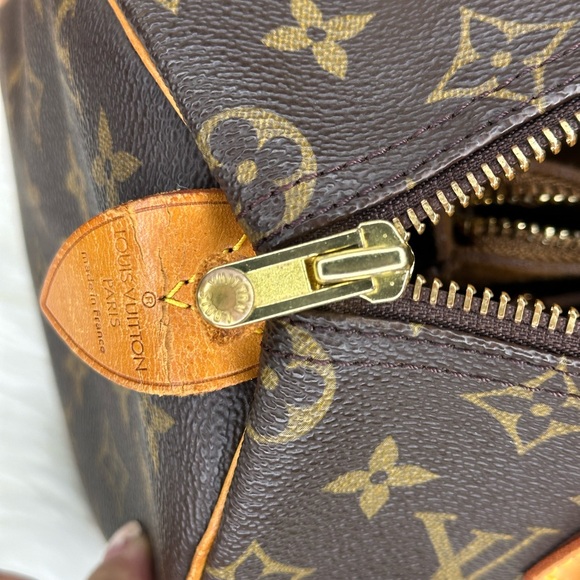 🔥FLASH SALE🔐 LV Speedy 25 in Monogram Print with 🔐, Twillies, & Bag Organizer - Picture 7 of 16